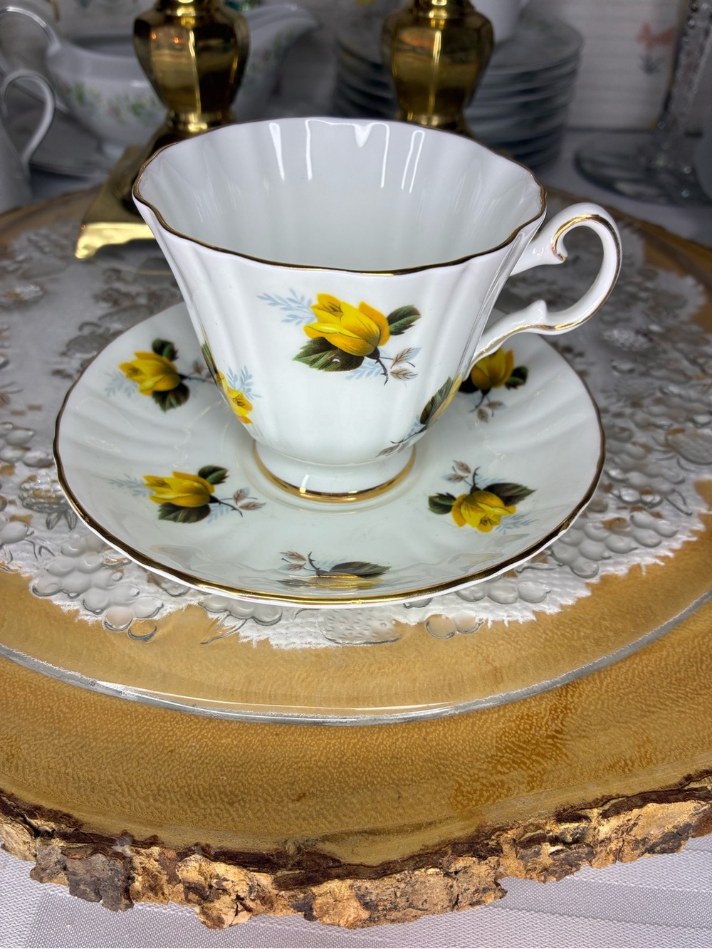 Yellow Rose Fine Bone China Tea Cup and Saucer Set with Gold Trim